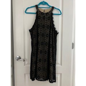 Black Lace Halter Neck Cocktail Dress